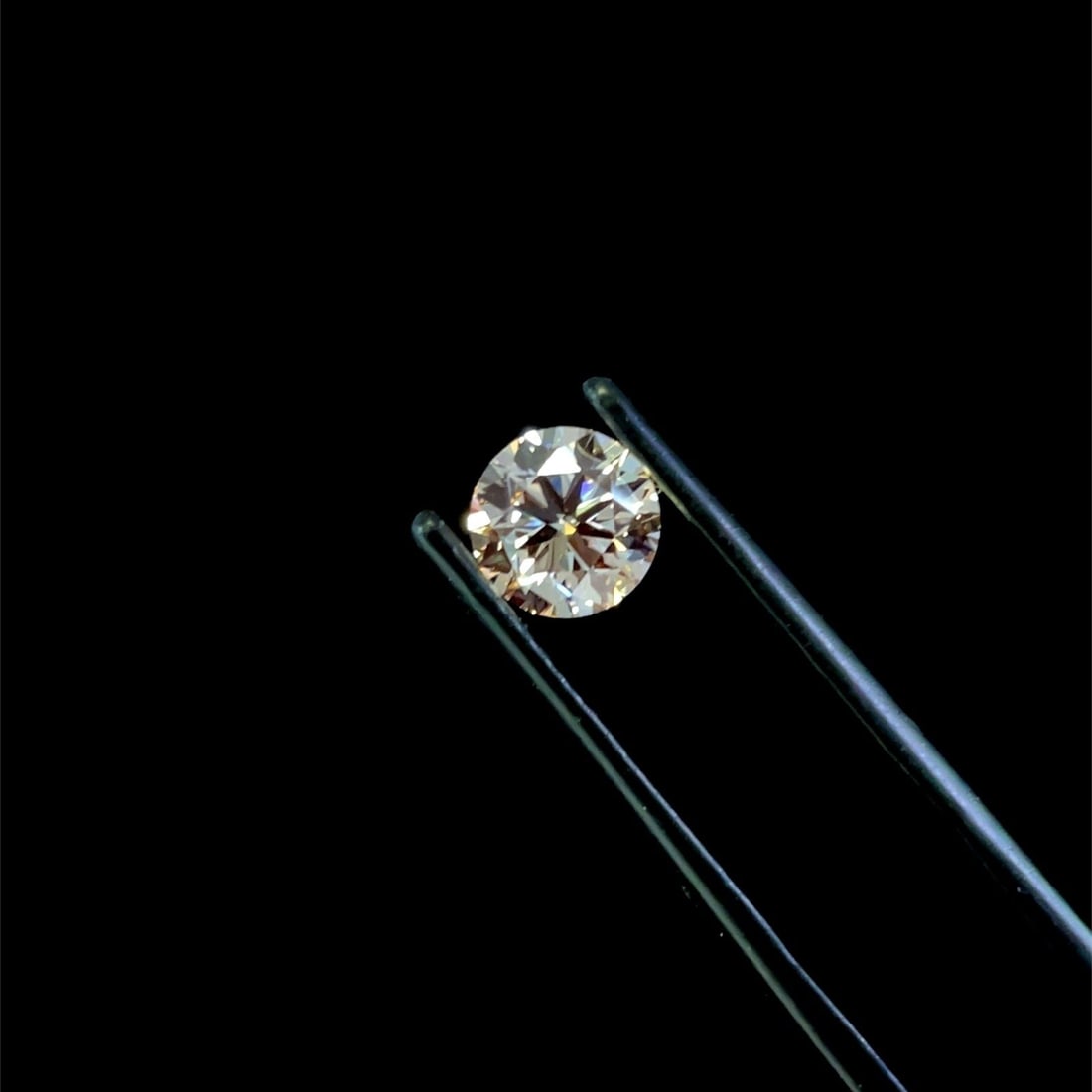 Round 1.0Ct Pink Vvs2 - Ideal Loose Lab Diamond (1 of 1)