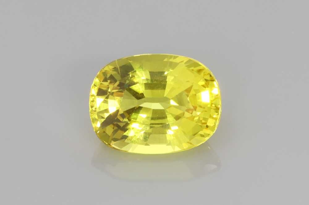 Cushion 2.5Ct Yellow Si - Loose Sapphire Gemstone (1 of 1)