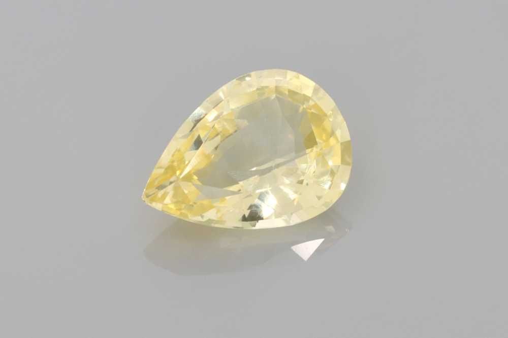 Pear 1.59Ct Yellow Si - Loose Sapphire Gemstone (1 of 1)