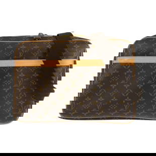 Louis Vuitton Shoulder Bag M45252 Pvc Brown Gold Metal Shoulder Bag Messenger Bag Monogram Reporter: Model: Reporter GM Gender: Mens Pattern: Monogram Brand: LOUIS VUITTON Item: Shoulder Bag Model: Reporter GM Line: Monogram Type: Shoulder Bag Messenger bag Gender: mens Color: Brown Gold Metal Materi