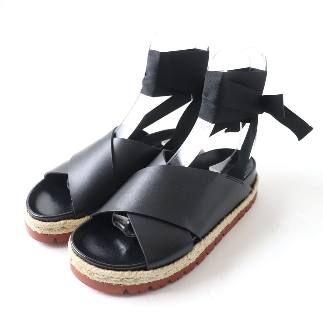 Marni Sandals Main: Material: Leather Gender: Women Brand: MARNI Item: Sandals Gender: Women Color: black Material: Main: Leather Accessories: None Notation Size: 35 Shoe Size Chart Size: cm (approx.): Outsole: 25 inch (