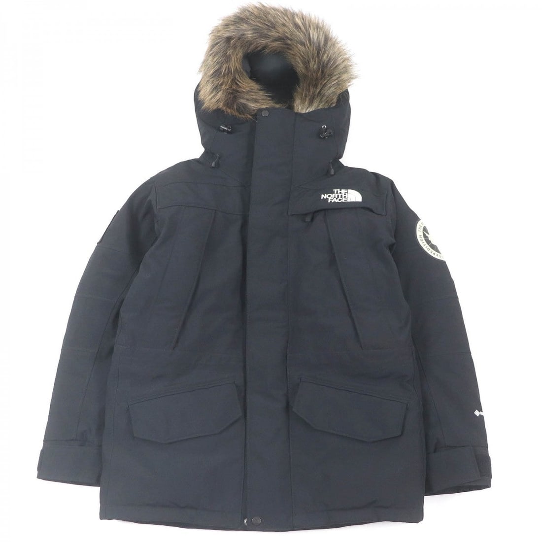 The North Face Down Jacket Nd92032 Outer: Material: Nylon Gender: Mens Brand: THE NORTH FACE Item: Down jacket Model: Antarctica Parka Gender: mens Color: black Material: Outer: 100% nylon, Lining: 100% polyester, Filling: 90% down, Filling: