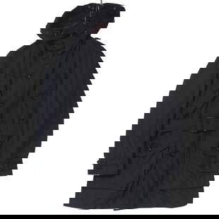 Burberry Coat A1C15-266-28 Polyester Navy Mens 42: Gender: Mens Brand: BURBERRY Item: coat Gender: mens Color: Navy Material: polyester Accessories: None Notation Size: 42 Size: cm (approx.): Shoulder width: 43 Dress length: 83 Width: 54 Sleeve