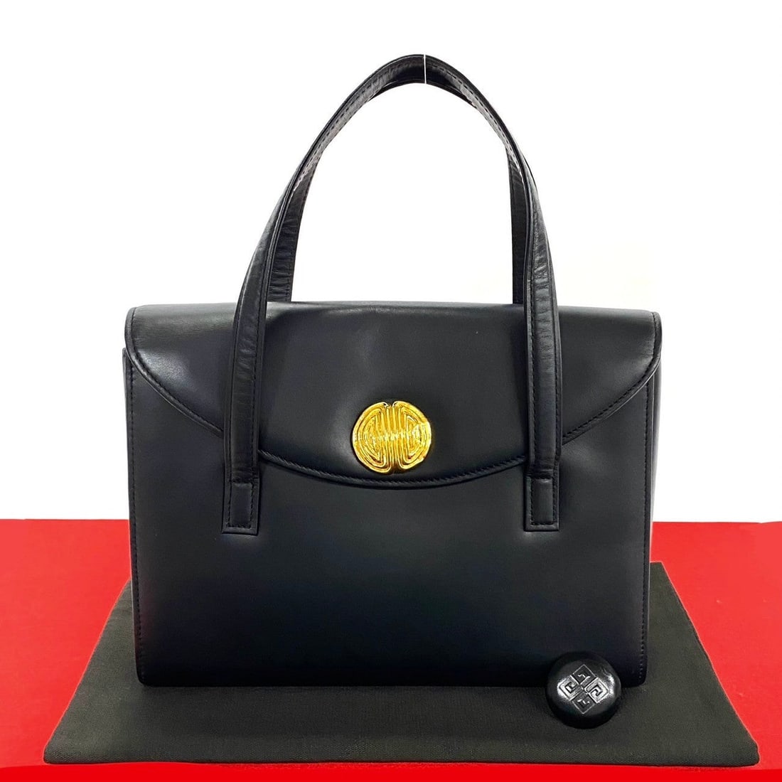 Givenchy Handbag Leather Black 4G Women: Material: Leather Gender: Women Brand: GIVENCHY Item: Handbag Type: 4G Gender: Women Color: black Material: leather Accessories: Replacement logo Metal Size: cm (approx.): W28 x H20 x D7.5 inch (appro