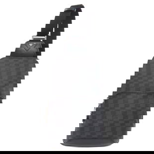 Louis Vuitton Sling Bag N41719 Damier Canvas Black Avenue Sling Mens: Material: Damier canvas Model: Avenue sling bag Gender: Mens Brand: LOUIS VUITTON Item: Sling bag Model: Avenue Sling Gender: mens Color: black Material: Damier canvas Accessories: None Size: cm