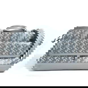 Dior Shoulder Bag 1Esdu035Cdp_H42E Canvas, Leather Gray Cd Diamond Dior Hit The Road Pet Carrier: Material: Leather Gender: Unisex Pattern: CD Diamond Brand: Dior Item: Shoulder Bag Model: Dior Hit the Road Pet Carrier Bag Line: CD Diamond Gender: unisex (Unisex) Color: gray Material: Canvas,