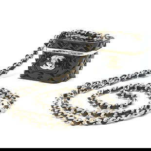 Chanel: Brand: Chanel Type: Shoulder Bag, Vanity Bag Material: Plastic Color: Black Gender: Women Size (Hxwxd): 4cm x 5.5cm x 3cm / 1.57'' x 2.16'' x 1.18'' Weight: 115.5g / 4.07oz. Strap Length: 90cm /