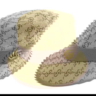 Gucci Hat 576587 71% Cotton, 29% Polyester, Cowhide Beige Gg Canvas Fedora Hat Bucket Hat Gg Women: Material: Cotton Gender: Women Pattern: GG canvas fedora hat Brand: GUCCI Item: hat Model: Bucket hat GG Line: GG canvas fedora hat Gender: Women Color: beige Material: 71% cotton, 29% polyester,