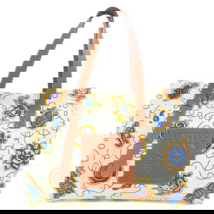 Loewe Tote Bag Canvas White Paula'S Ibiza Women: Material: Canvas Gender: Women Brand: LOEWE Item: Tote Bag Model: Paula"s Ibiza Gender: Women Color: white Material: canvas Accessories: None Size: cm (approx.): W39 x H30 x D15x D15 inch (approx.):