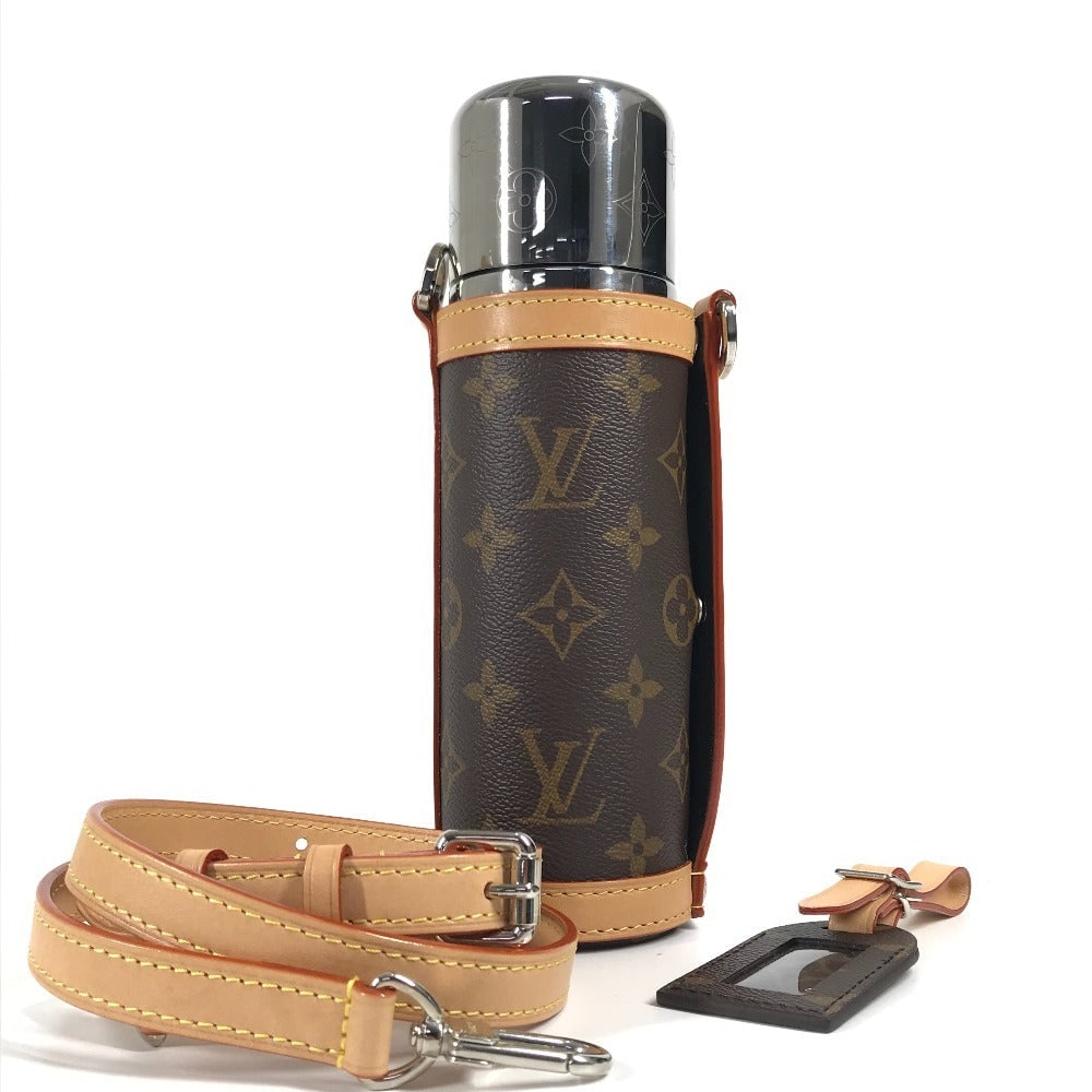 Louis Vuitton Shoulder Bag Gi0518 Monogram Canvas Brown Monogram Flask Holder: Material: Monogram canvas Gender: Unisex Pattern: Monogram Brand: LOUIS VUITTON Item: Shoulder Bag Model: flask holder Line: Monogram Gender: unisex (Unisex) Color: Brown Material: Monogram canvas Acc