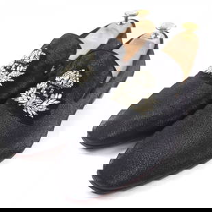 Christian Louboutin Slip-On Main: Material: Canvas Gender: Mens Brand: Christian Louboutin Item: Slip-on Model: Dande Lion Gender: mens Color: black Material: Main: Canvas, Part: Rhinestones Accessories: storage bags Notation Size: