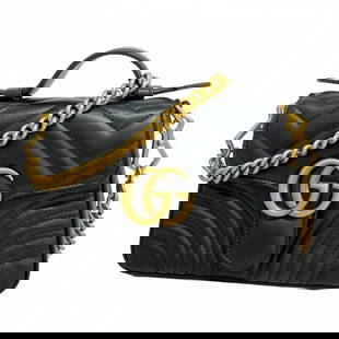 Gucci Gg Marmont Shoulder Bag 547260 Leather Black: Brand: Gucci Type: Shoulder Bag Material: Leather Color: Black Hardware Color: Gold Gender: Women Size (Hxwxd): 15cm x 20.5cm x 8cm / 5.9'' x 8.07'' x 3.14'' Condition: Used (good), Traces of usage,