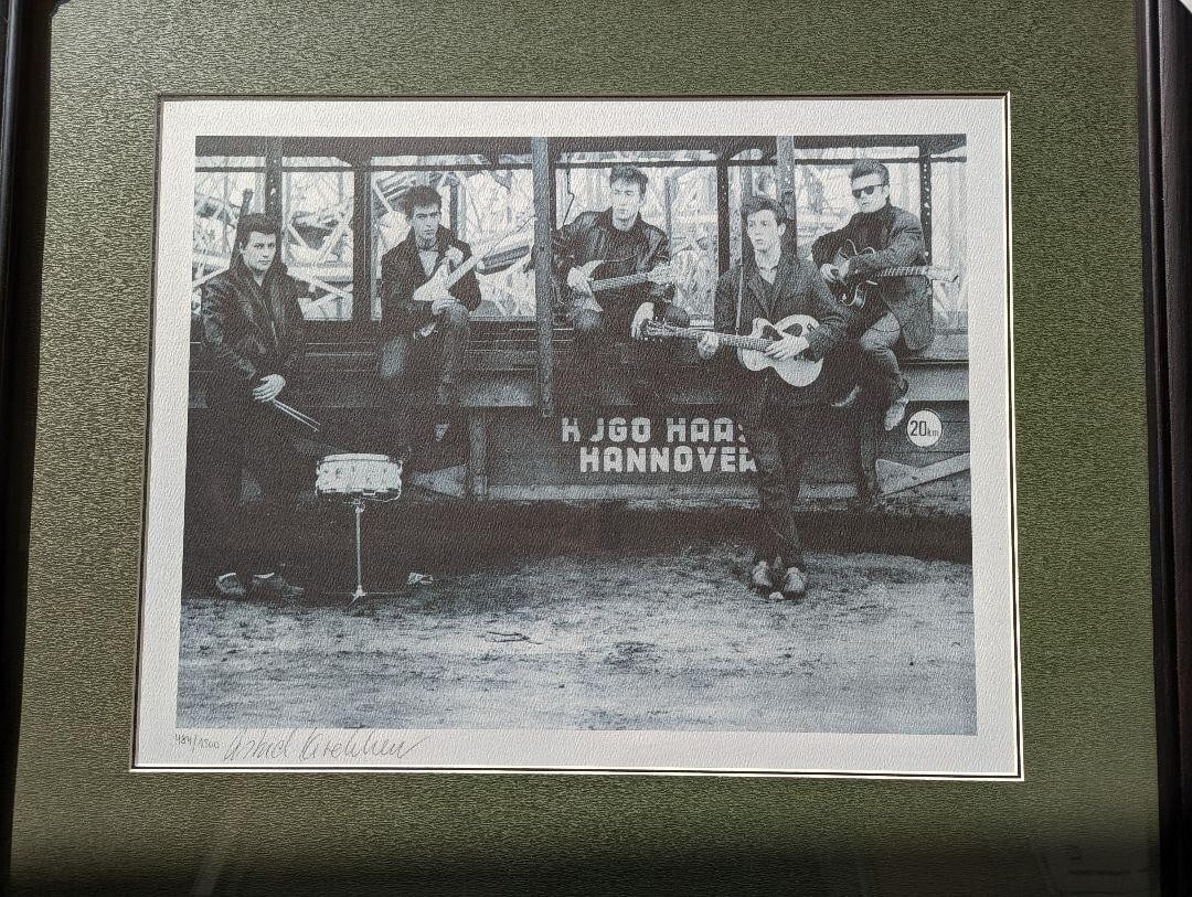 The Beatles / Astrid Kirchherr Signed Original Photograph Limited Print Framed: Artist: THE BEATLES Astrid Kirchherr Signed By: Astrid Kirchherr Size: Medium Signed: Yes Material: Paper Original/Licensed Reprint: Original Framing: Framed Region Of Origin: Europe Subject: THE BEAT