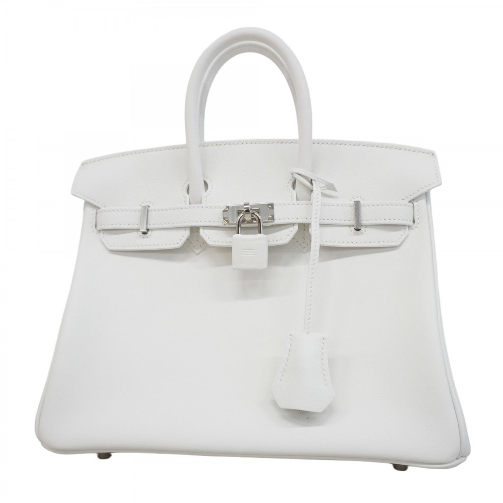 Hermes Birkin 25 Swift New White Handbag: Brand: Hermes Type: Handbag Material: Swift Leather Color: White Hardware Color: Silver Gender: Women Size (Hxwxd): 21cm x 25cm x 13cm / 8.26'' x 9.84'' x 5.11'' Condition: Used (very good), A few tra