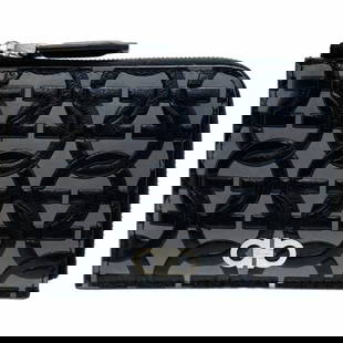 Salvatore Ferragamo Gancini L-Shaped Compact Wallet Leather Gray Black 66 1081 Card Holder Coin: Brand: Salvatore Ferragamo Type: Coin Purse/Coin Case Gender: Women Material: Leather Leather/Fur Type: Calfskin Color: Black, Gray Closure: Zipper Size (Hxwxd): 9cm x 12cm / 3.54'' x 4.72''