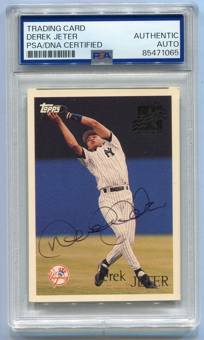 Derek Jeter 1996 Topps Psa Auto Auth Card (1 of 2)
