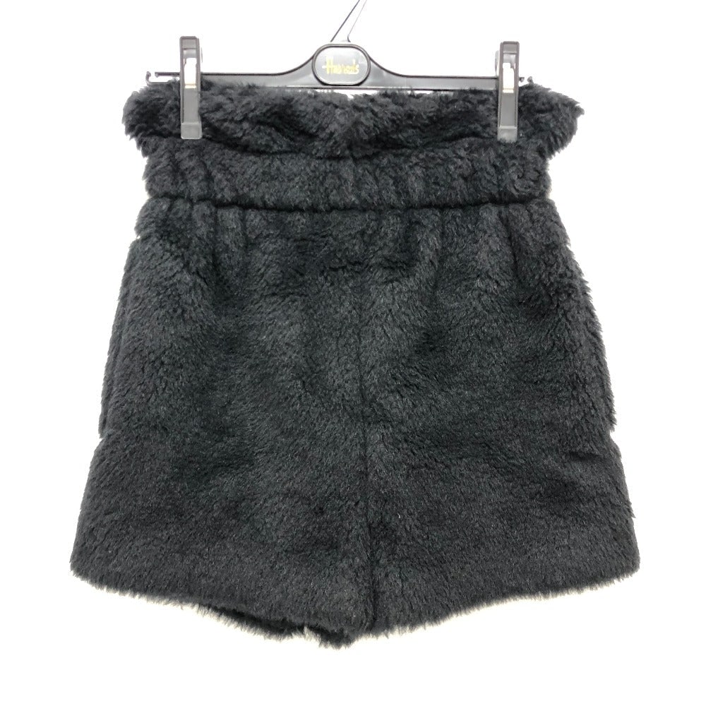 Max Mara Shorts Alpaca Black Teddy Bear Women: Gender: Women Brand: MAX MARA Item: Shorts Model: Teddy bear Gender: Women Color: black Material: alpaca Accessories: None Size: cm (approx.): Total length: 43 inch (approx.): Total length: 16.9 Condi
