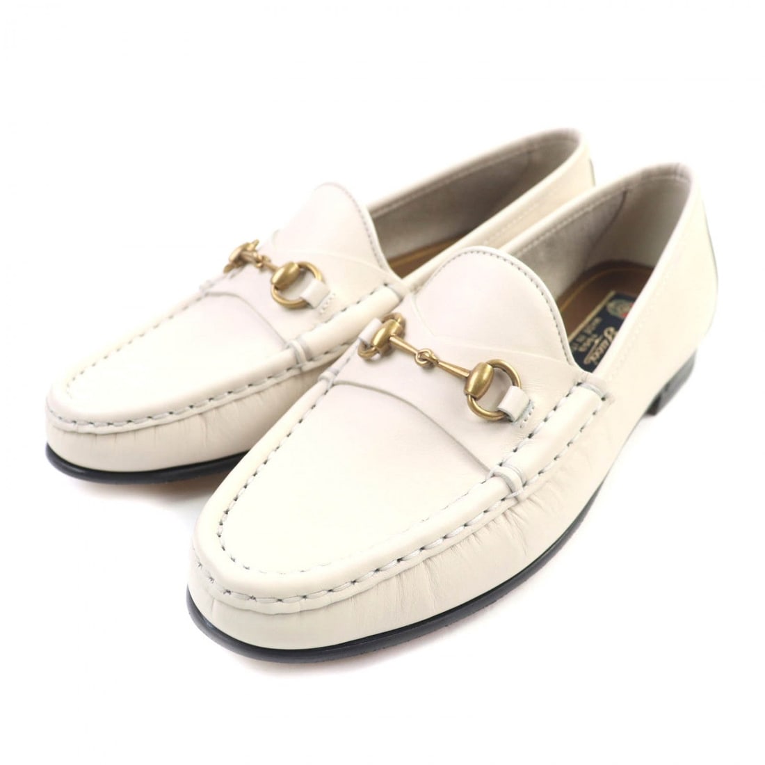 Gucci Loafers Leather White 1953 36: Material: Leather Gender: Women Brand: GUCCI Item: loafers Model: 1953 Gender: Women Color: white Material: Main: Leather Accessories: Box, storage bag, booklet Notation Size: 36 Shoe Size Chart Size: