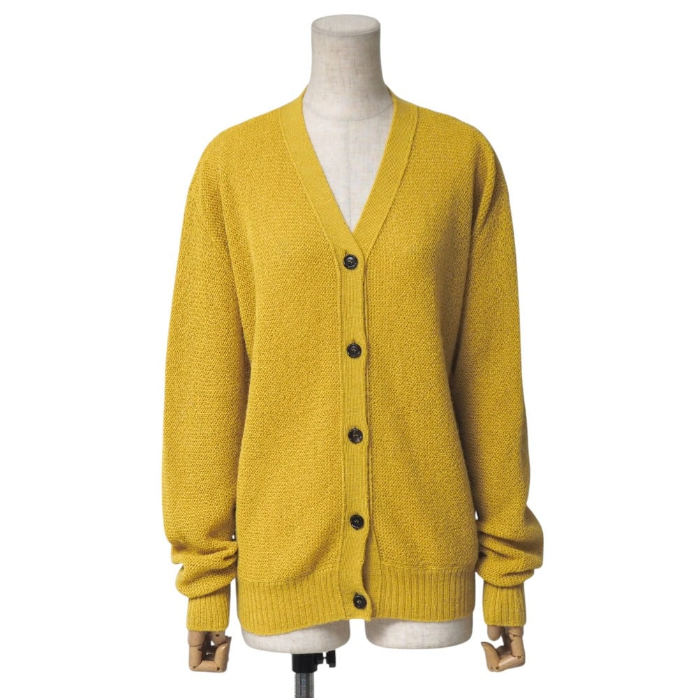 Marni Cardigan Alpaca Yellowish Women 40: Gender: Women Brand: MARNI Item: cardigan Gender: Women Color: Yellowish Material: alpaca Accessories: None Notation Size: 40 Size: cm (approx.): Shoulder width: 53 Dress length: 61 Width: 53 Sleeve L