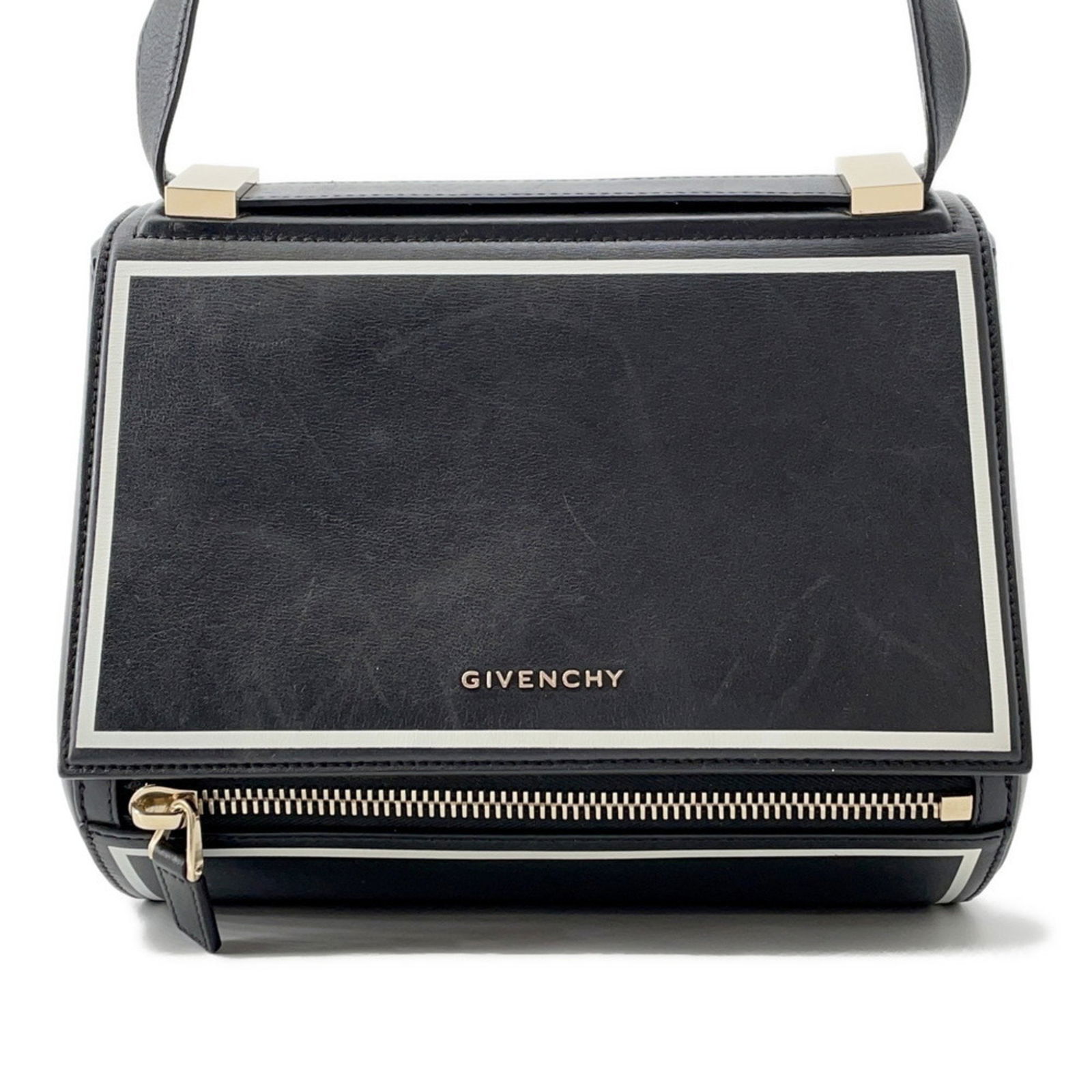 Givenchy Shoulder Bag Box Leather Givenchy Black: Brand: Givenchy Type: Shoulder Bag Material: Leather Color: Black Hardware Color: Champagne Gold Closure: Flap Gender: Women Size (Hxwxd): 22cm x 25cm x 13cm / 8.66'' x 9.84'' x 5.11'' Weight: 860g /