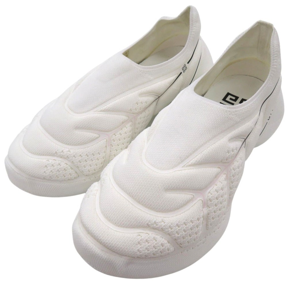 Givenchy Sneakers Be002We1Jk 149 Polyester White Slip-On Tk-360 Plus Sneaker Women 37: Gender: Women Brand: GIVENCHY Item: sneakers Model: TK-360 Plus Sneaker Type: Slip-on Gender: Women Color: white Material: polyester Accessories: Storage box, storage bag Notation Size: 37 Shoe Size C