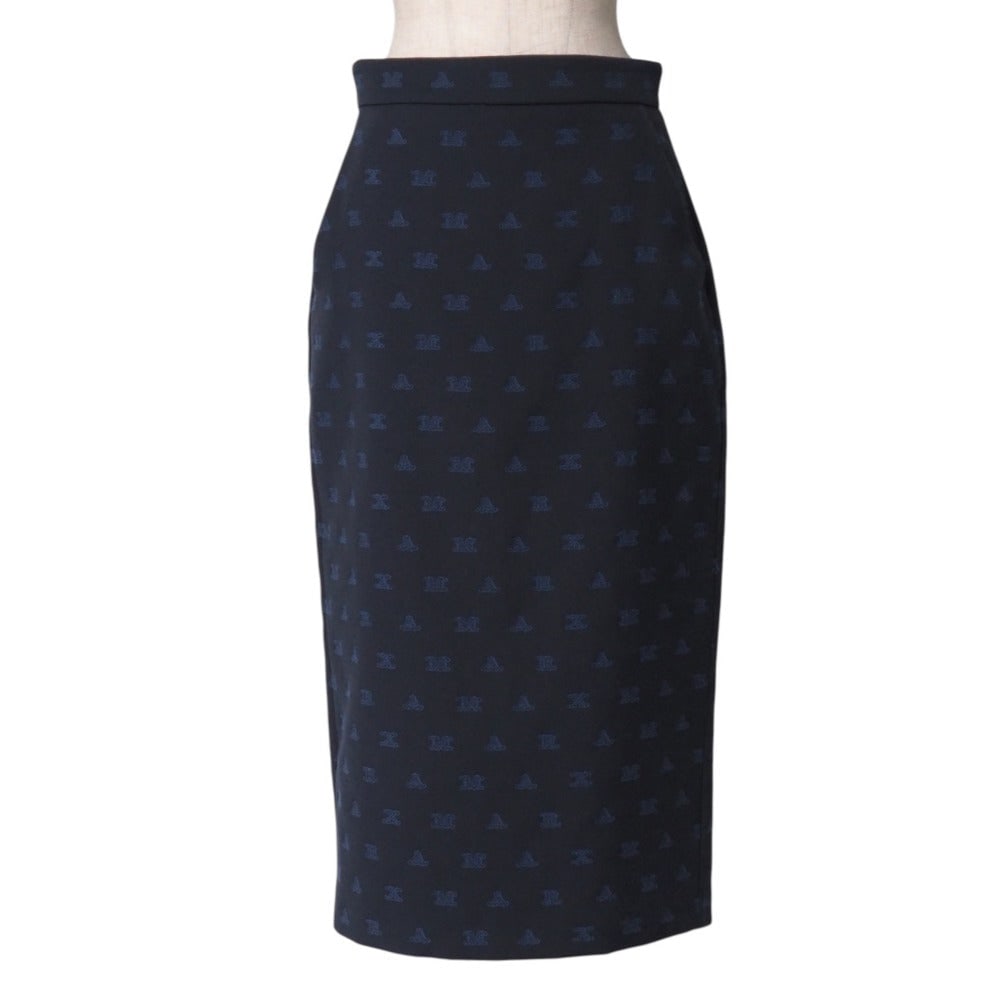 Max Mara Skirt Polyester Navy 110605896 42: Material: Cotton Gender: Women Brand: MAX MARA Item: skirt Model: 110605896 Gender: Women Color: Navy Material: 52% polyester, 45% cotton, 3% elastane Accessories: None Notation Size: 42 Size: cm (app