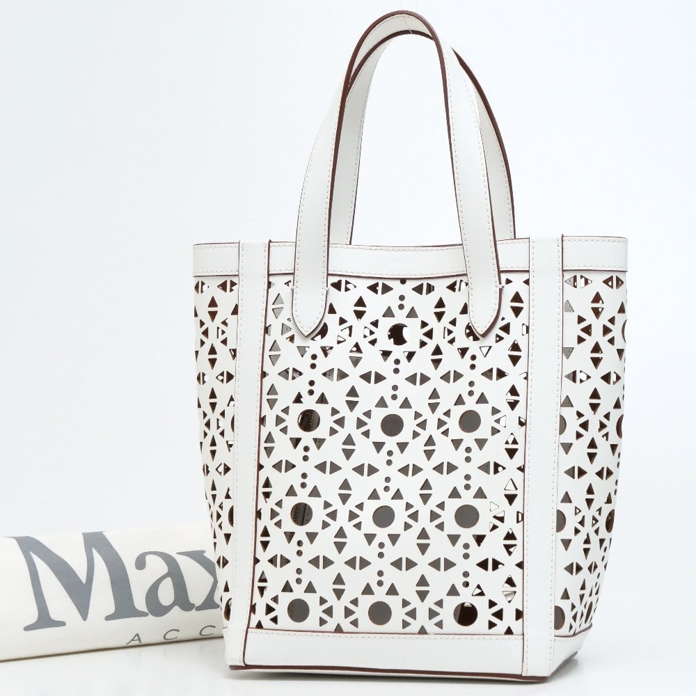 Max Mara Handbag Leather White Type Women: Material: Leather Gender: Women Brand: MAX MARA Item: Handbag Gender: Women Color: White type Material: leather Accessories: storage bags Size: cm (approx.): W27.5 x H25 x D10.5x D10.5 H25 x W27.5 Han