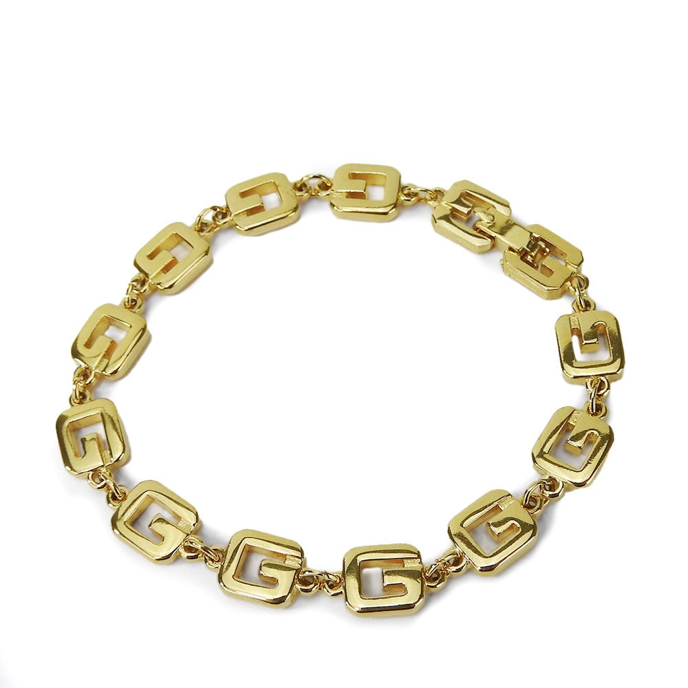 Givenchy Bracelet Metal Gold Women: Brand: Givenchy Item: bracelet Gender: Women Color: gold Material: metal Weight: 14g Accessories: None Size: cm (approx.): W0.8 Total Length: 19cm inch (approx.): W0.3 Total Length: 7.5 Condition: Not