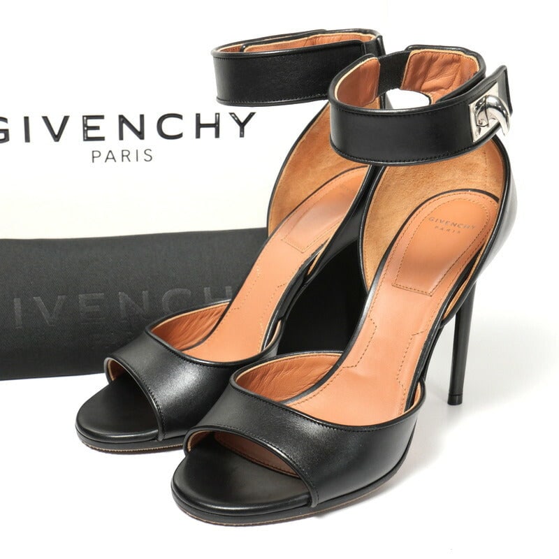 Givenchy Sandals Be08127004-001 Leather Black Women: Material: Leather Gender: Women Brand: GIVENCHY Item: Sandals Gender: Women Color: black Material: leather Accessories: Storage box, storage bag *Box dirty Notation Size: 37 / US size?6.5 Shoe Size Ch