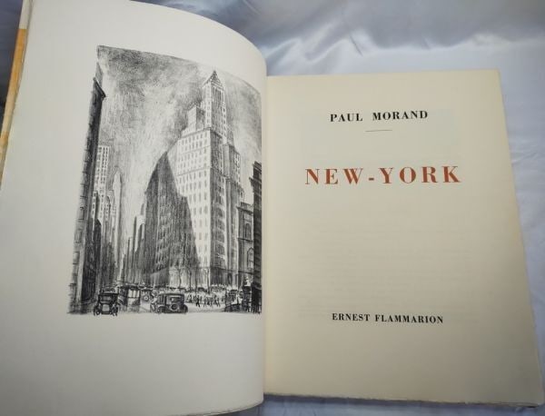 Paul Morand New-York 1931 W/ 30 Lithographs By Adriaan Lubbers Limited Edition: Country Of Origin: France Binding: Softcover Wraps Place Of Publication: Paris Publisher: Ernest Flammarion Paris Subject: New York Original/Facsimile: Original Year Printed: 1931 Language: French Spe
