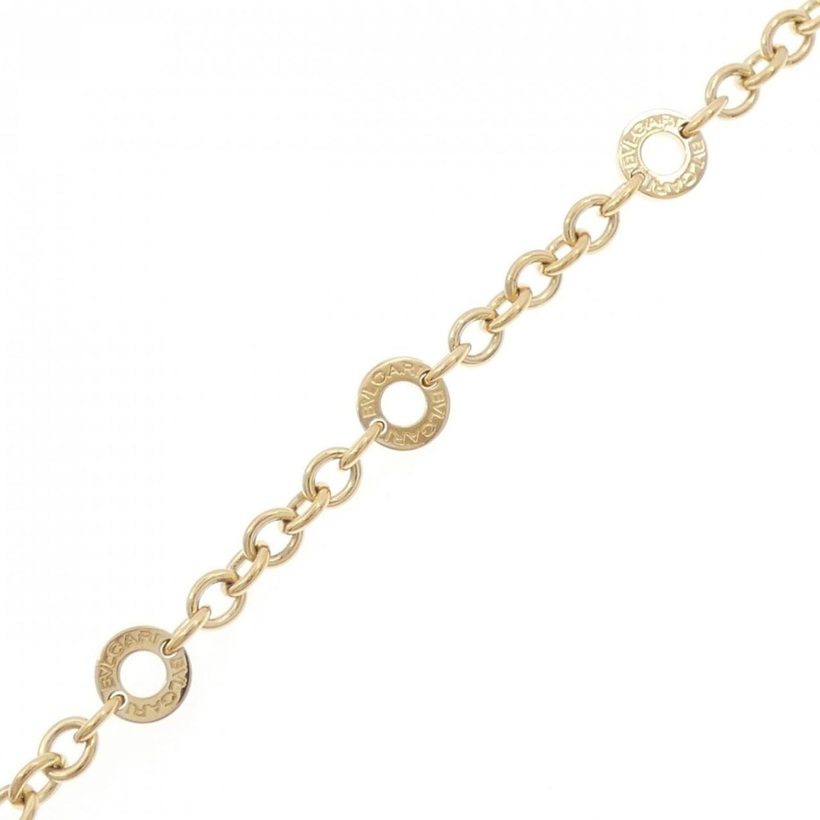 Bvlgari Charm Bracelet: Brand: Bvlgari Type: Charm Bracelet Gender: Women Material: Yellow Gold (18K) Width: 8.19mm / 0.32'' Weight: 15.2g / 0.53oz. Total Length: 19cm / 7.48'' Condition: Used (very good), A few traces of us