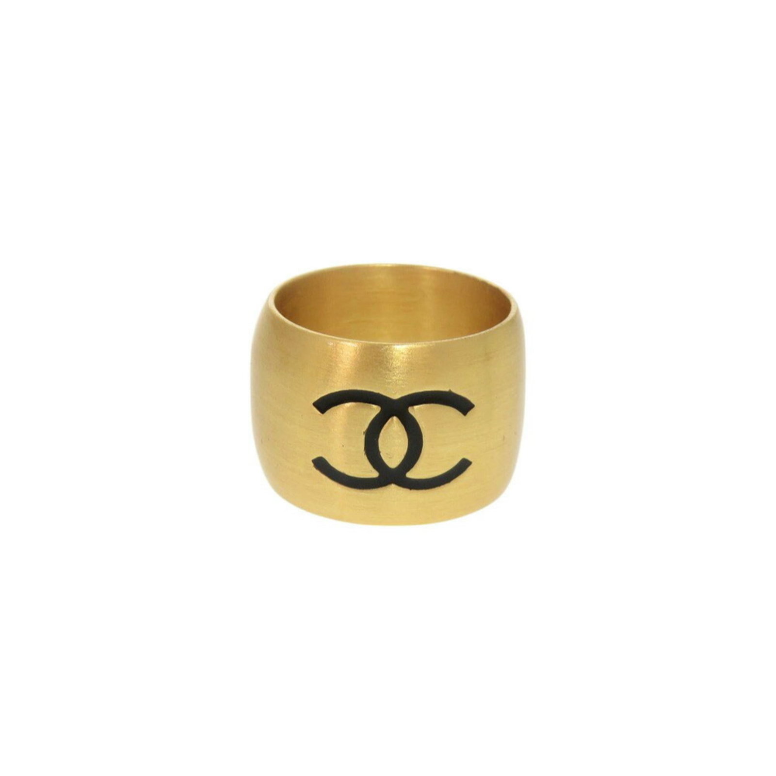 Chanel Coco Mark Heart Metal Size 13 Gold Black Ring 1178Chanel: Brand: Chanel Type: Band Ring Gender: Women Color: Black, Gold Material: Metal Us Size: 6.5 Condition: Used (very good), A few traces of usage, some scratches / dirt can be seen but overall in very go