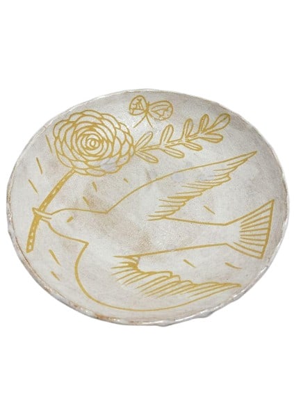 Makoto Kagoshima Handcrafted Decorative Pottery Plate, Signed - New: Country Of Origin: Japan Origin: Japan Antique: No Shape: Round Occasion: All Occasions Color: Multicolor Item Diameter: 6.6 in Material: Clay Vintage: No Brand: Makoto Kagoshima Type: Collector Plate