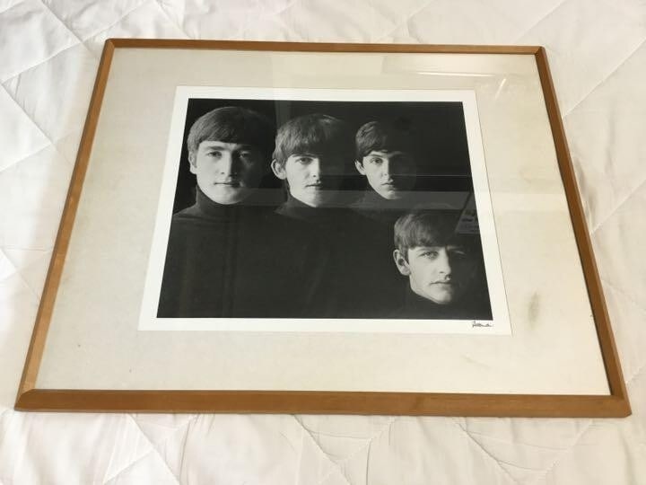 The Beatles X Robert Freeman Limited 215/500 Original Print Authentic 1963: Artist: THE BEATLES Robert Freeman Signed By: Robert Freeman Size: Medium Signed: Yes Material: Paper Original/Licensed Reprint: Original Framing: Framed Region Of Origin: Europe Subject: THE BEATLES