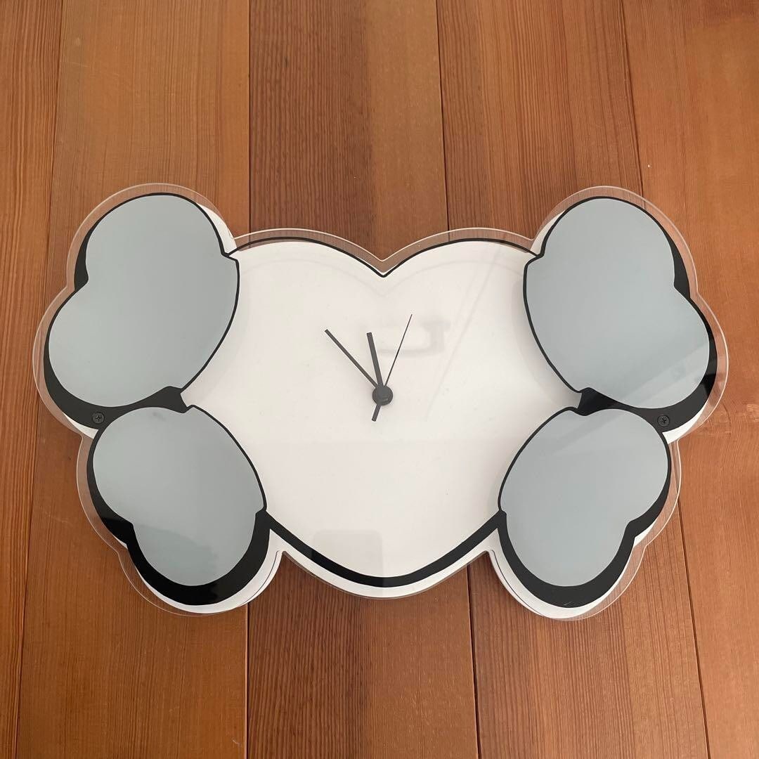 Kaws Hectic Wall Clock Limited To 100: Brand: Kaws Type: Standard Wall Clock Country Of Origin: Japan Product Disclaimer: Please review the full description and photos. Lithographs may be plate-signed, hand-signed, or slab-signed and can i