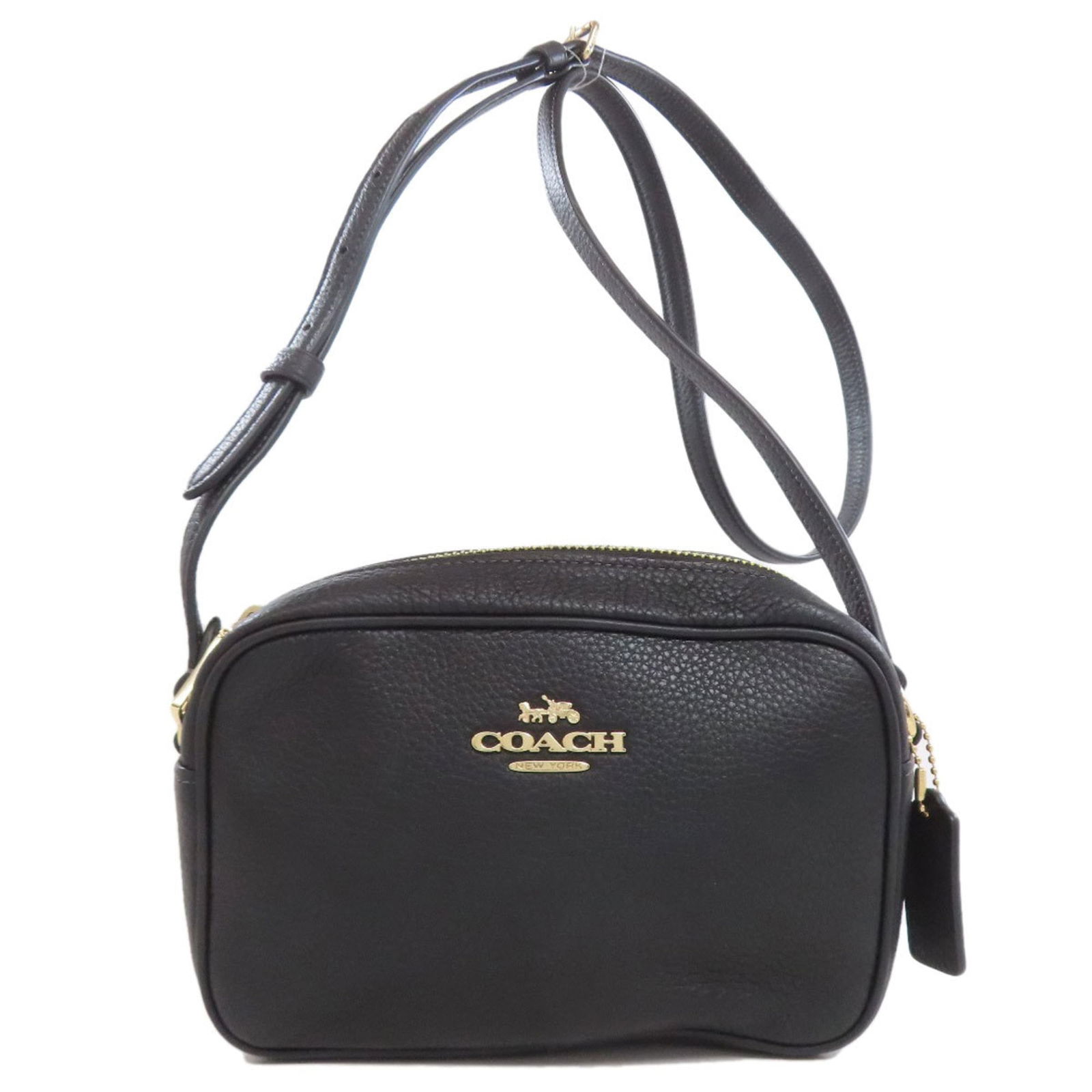 Coach Cq875 Mini Jamie Camera Bag: Brand: Coach Type: Shoulder Bag Material: Leather Color: Black Closure: Zipper Inner Pocket: Snap Pocket 2, Card Holder 2 Outer Pocket: Open Pocket 1 Gender: Women Size (Hxwxd): 12cm x 19cm x 5.5cm /