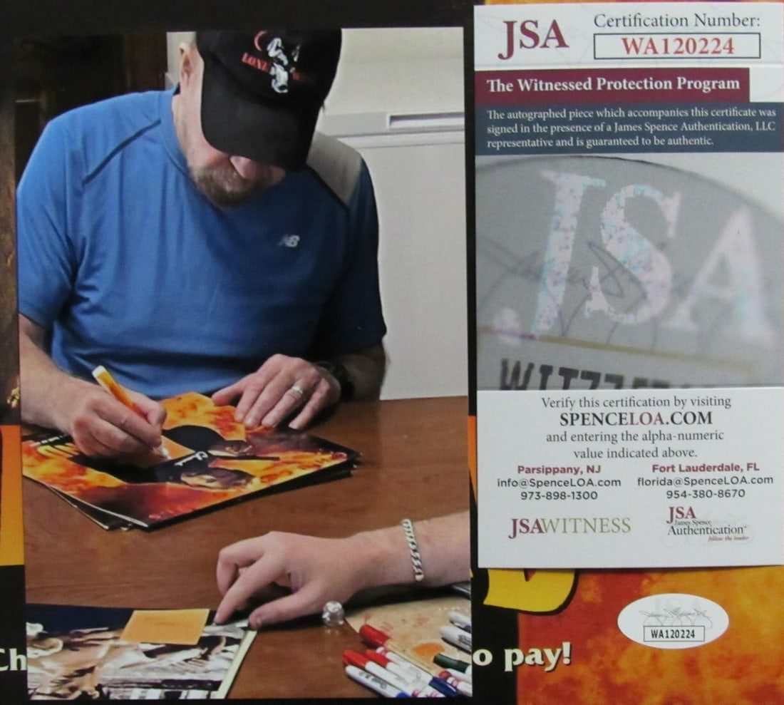 Chuck Norris Autographed Laser Disk "Hell Bound" Movie JSA - 4