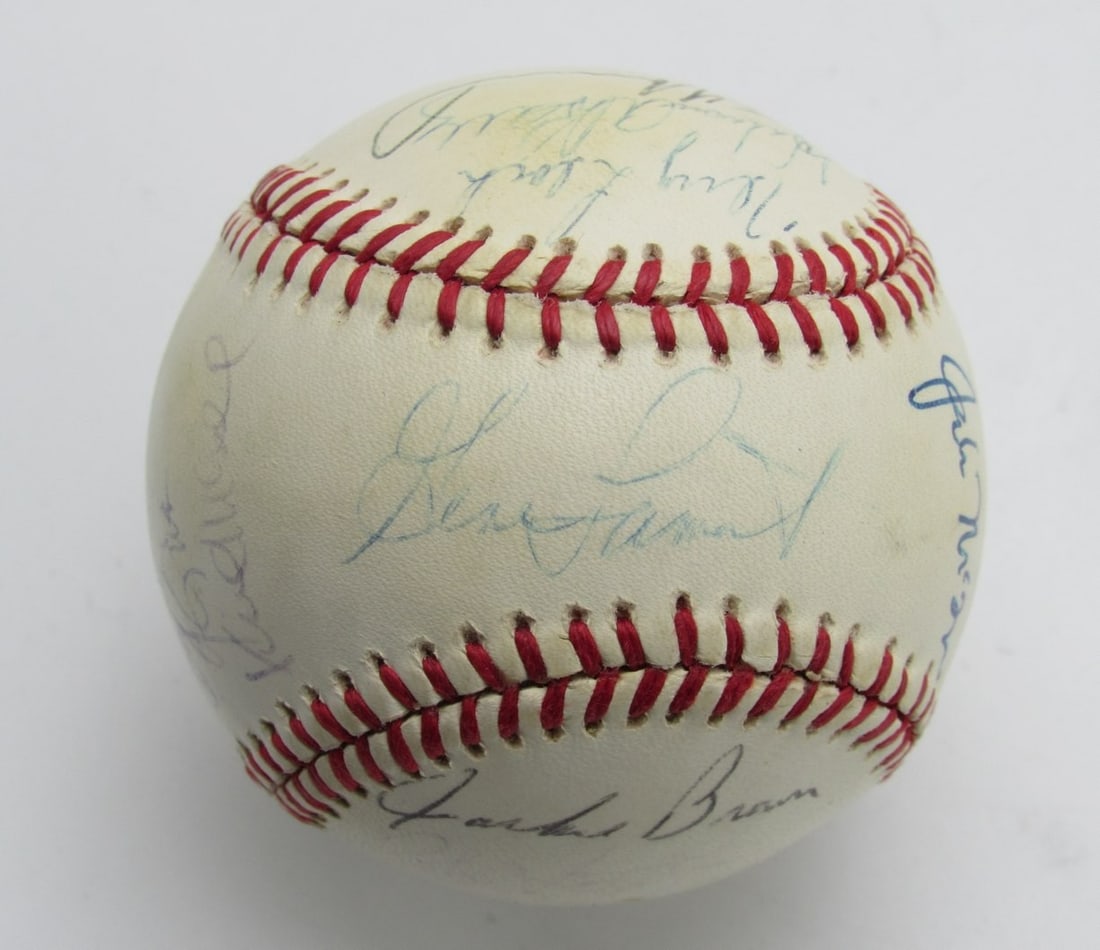 1992 Chicago White Sox Team Multi-Signed/Autographed (22) OAL Baseball 196355 (1 of 6)