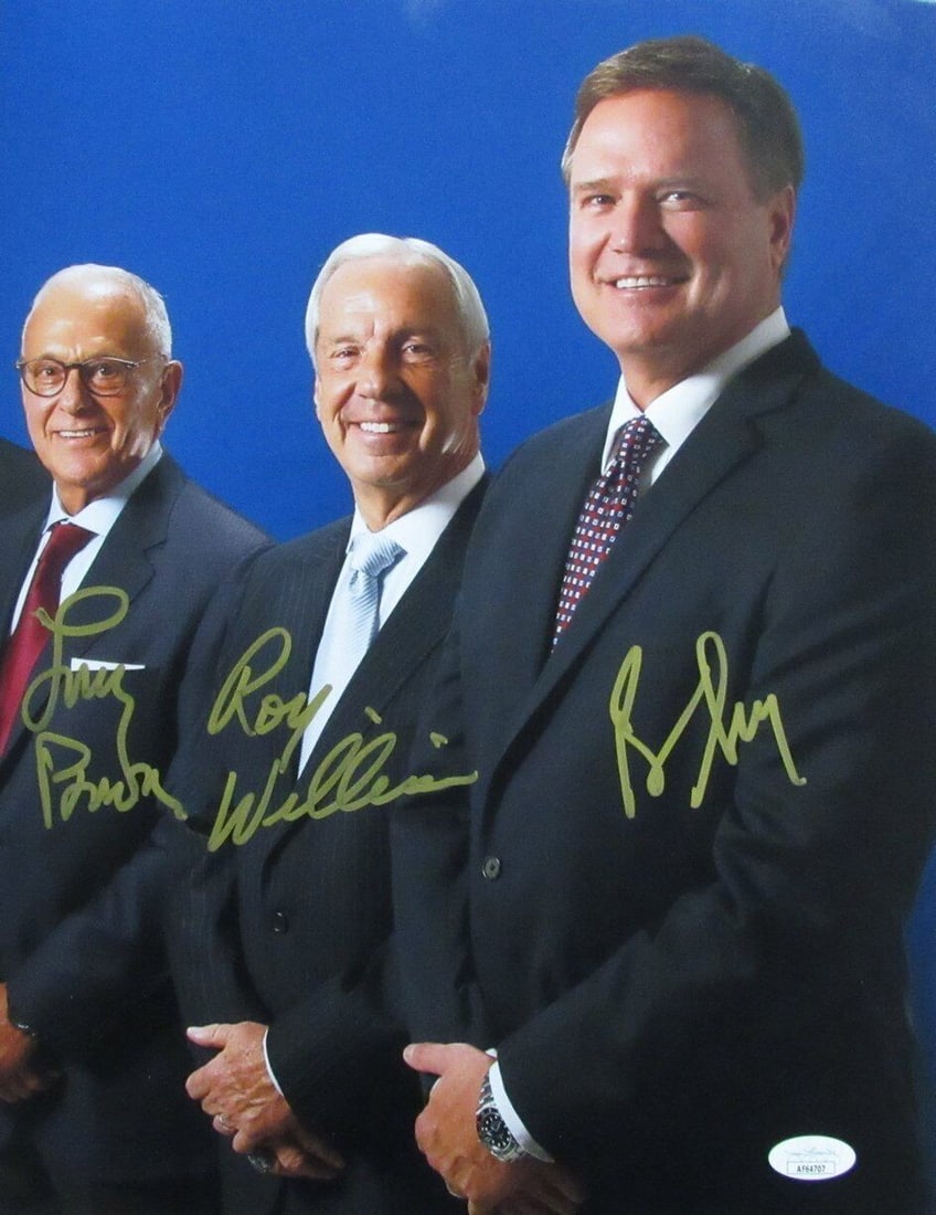 Larry Brown/Bill Self/Roy Williams Multi-Autographed 11x14 Photo Kansas JSA: Larry Brown/Bill Self/Roy Williams Multi-Autographed 11x14 Photo Kansas JSA This original 11x14 photo is multi-autographed by Larry Brown, Bill Self, and Roy Williams, authenticated by JSA, and