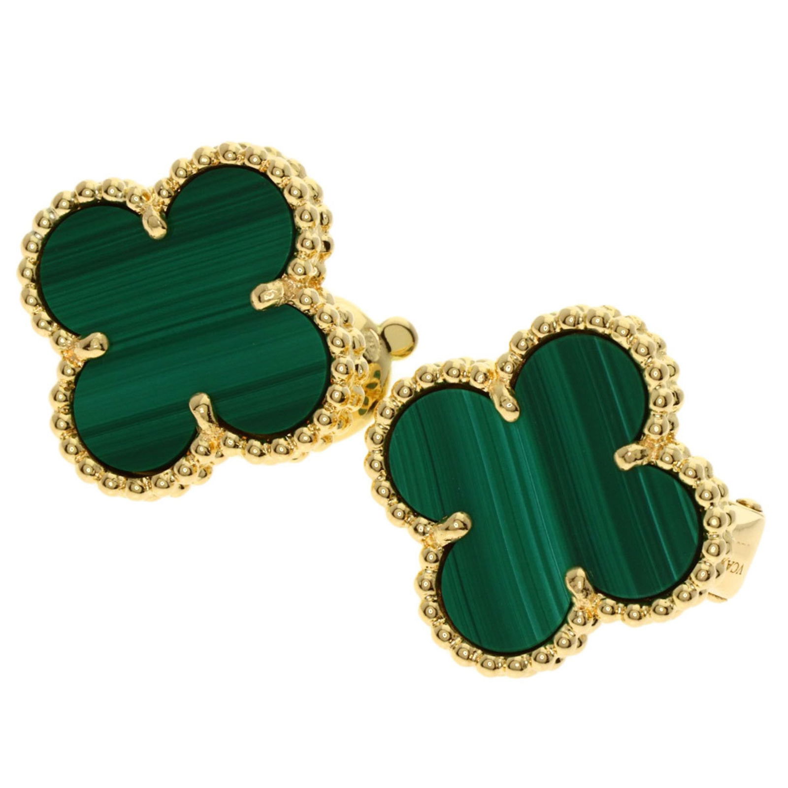 Van Cleef & Arpels Yellow Gold Stud Earrings: Van Cleef & Arpels Yellow Gold Stud Earrings Van Cleef & Arpels Yellow Gold Stud Earrings crafted from 18K yellow gold with malachite stones, measuring 14.90mm x 14.90mm. They are in very good used co