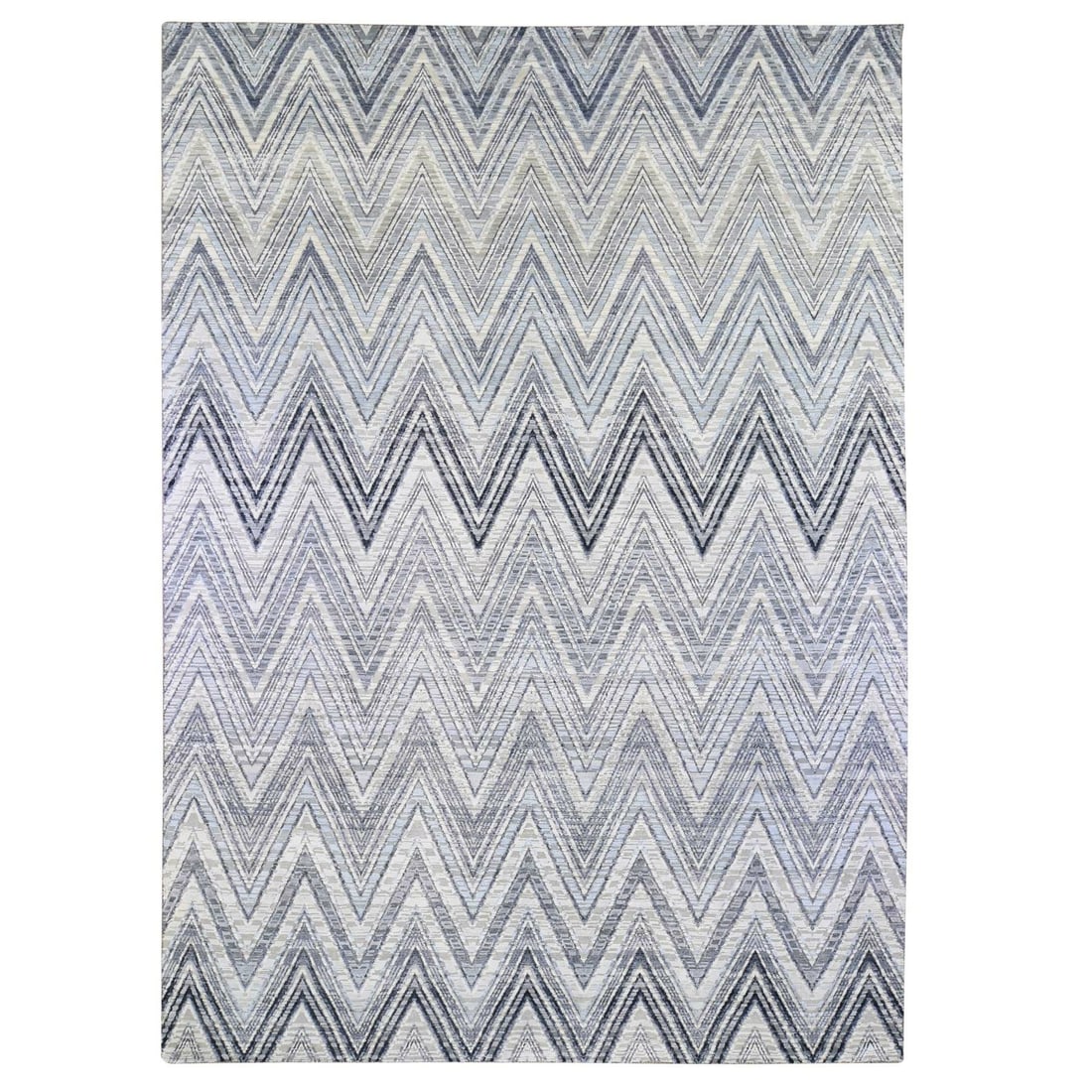 Modern Textured Wool and Pure Silk Hand Knotted Ivory Rug 9'10"x14'3": Modern Textured Wool and Pure Silk Hand Knotted Ivory Rug 9'10"x14'3" Modern hand knotted rug made of wool and silk in ivory, measuring 9'10" x 14'3", features an oriental pattern and is from India, c