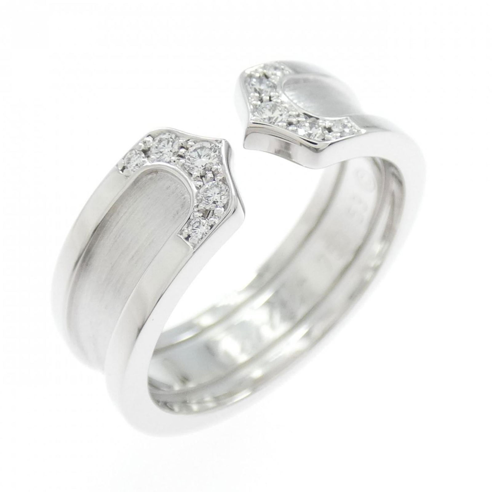 White Gold Cartier Band Ring: White Gold Cartier Band Ring Cartier's 18K white gold band ring is suitable for women and features a diamond. It has a brand size of 53, corresponding to a US size 6.5, and is in acceptable condition