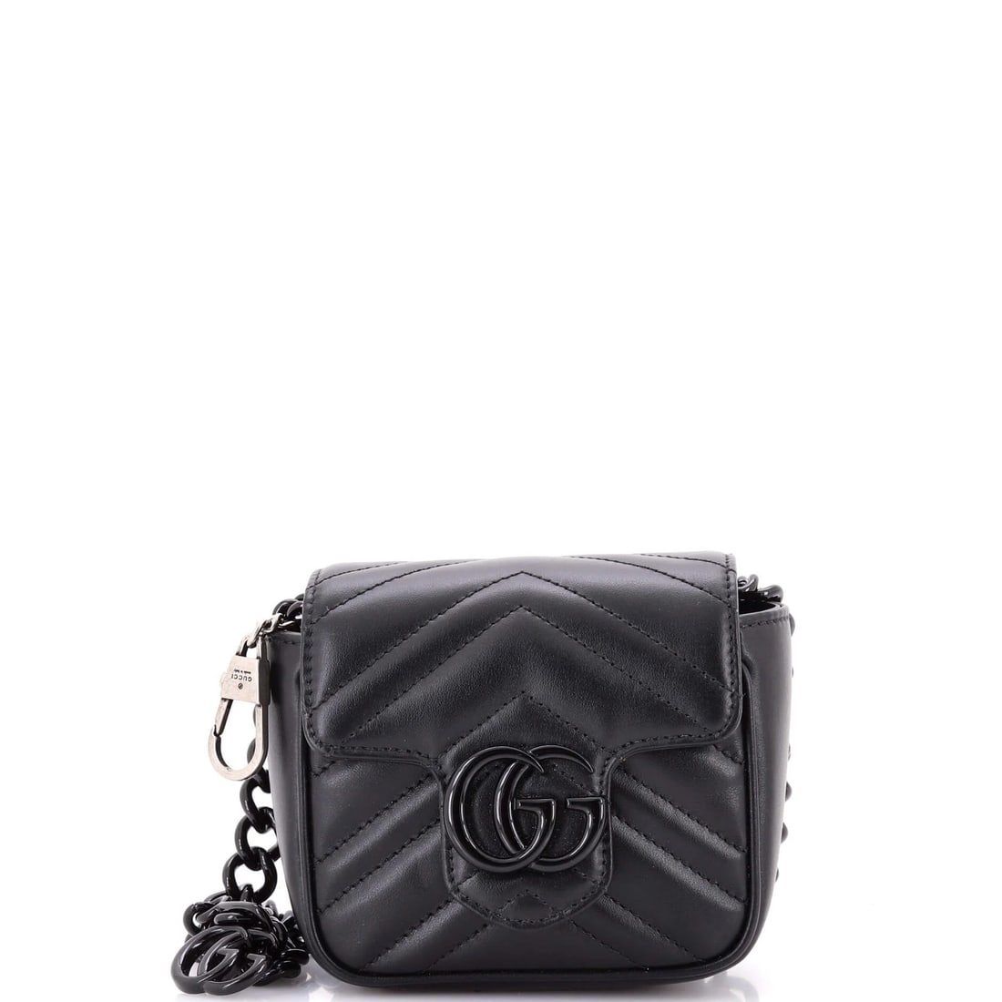 Gucci Mini GG Marmont Flap Belt Bag Matelasse Leather: Gucci Mini GG Marmont Flap Belt Bag Matelasse Leather Gucci Mini GG Marmont Flap Belt Bag in black matelass? leather measures 5" (H) x 5" (W) x 2.5" (D) and is in excellent condition with minor wear.