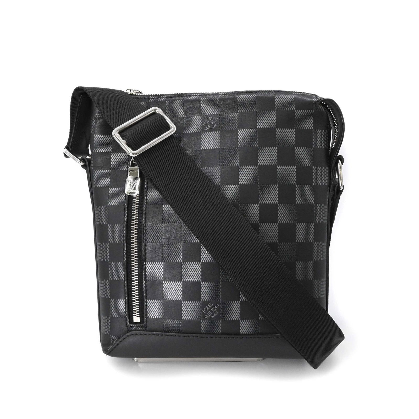 Louis Vuitton Damier Infini Shoulder Bag: Louis Vuitton Damier Infini Shoulder Bag The Louis Vuitton Damier Infini shoulder bag for men is crafted from black damier infini material and measures approximately 9.44" x 7.87" x 2.36", offered in