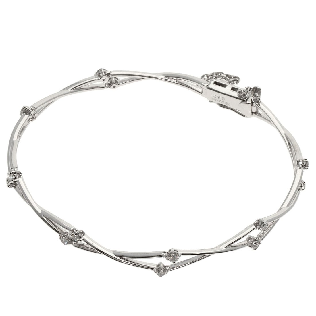 K18 White Gold TASAKI Diamond Bracelet: K18 White Gold TASAKI Diamond Bracelet TASAKI Diamond Bracelet crafted from K18 white gold, featuring a total diamond weight of 0.52ct, originating from Japan. Item Specifics: Brand: TASAKI Style:
