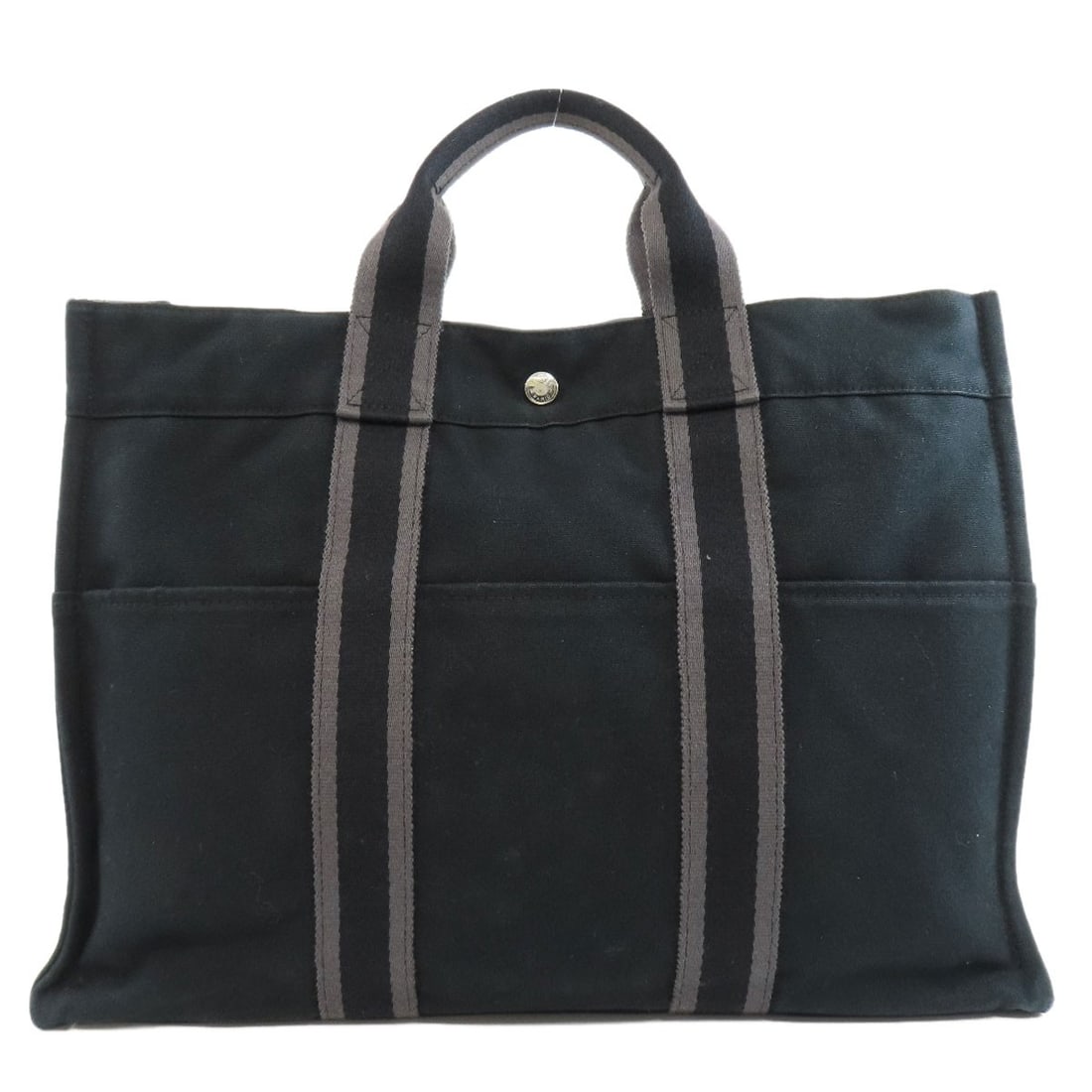 Canvas HERMES suck fool toeMM Handbag: Canvas HERMES suck fool toeMM Handbag HERMES Handbag made of black canvas, originating from France. Item Specifics: Brand: HERMES Style: Handbag Exterior Material: Canvas Color: black Type: Handbag