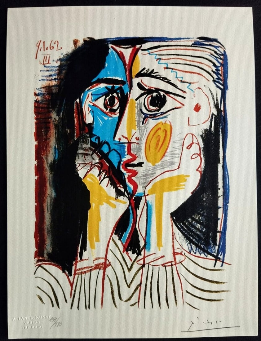 Lithograph by Pablo Picasso: Lithograph by Pablo Picasso Lithograph by Pablo Picasso titled 'The Kiss', printed in 1978, measuring 30 x 40 cm, signed and accompanied by a COA. Item Specifics: Pablo Picasso "The kiss " Full sheet