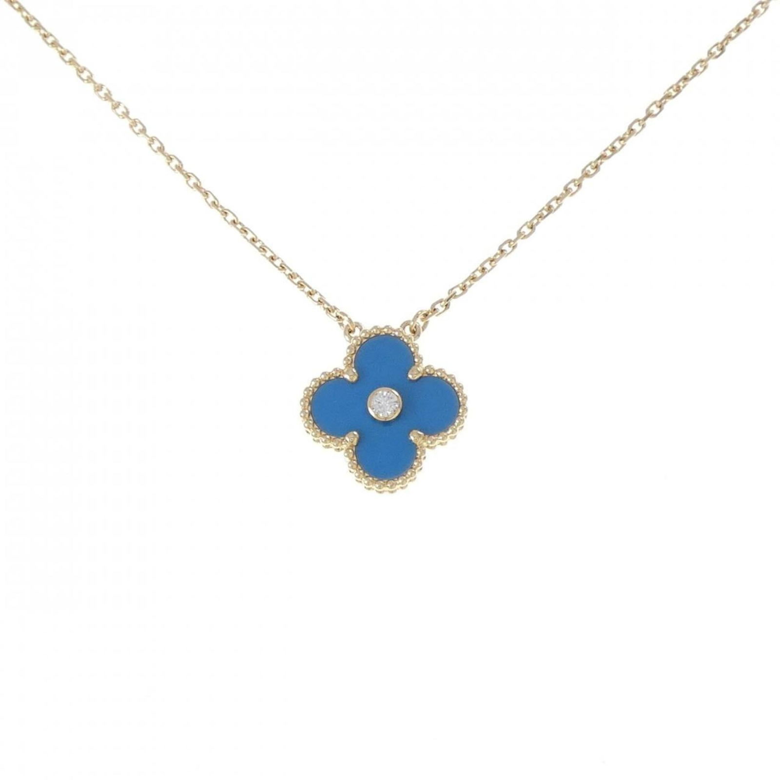 Van Cleef & Arpels 18K Yellow Gold: Van Cleef & Arpels 18K Yellow Gold The Van Cleef & Arpels necklace features an 18K yellow gold design with a diamond pendant, adjustable from 37 cm to 42 cm in length, and is in very good condition. 