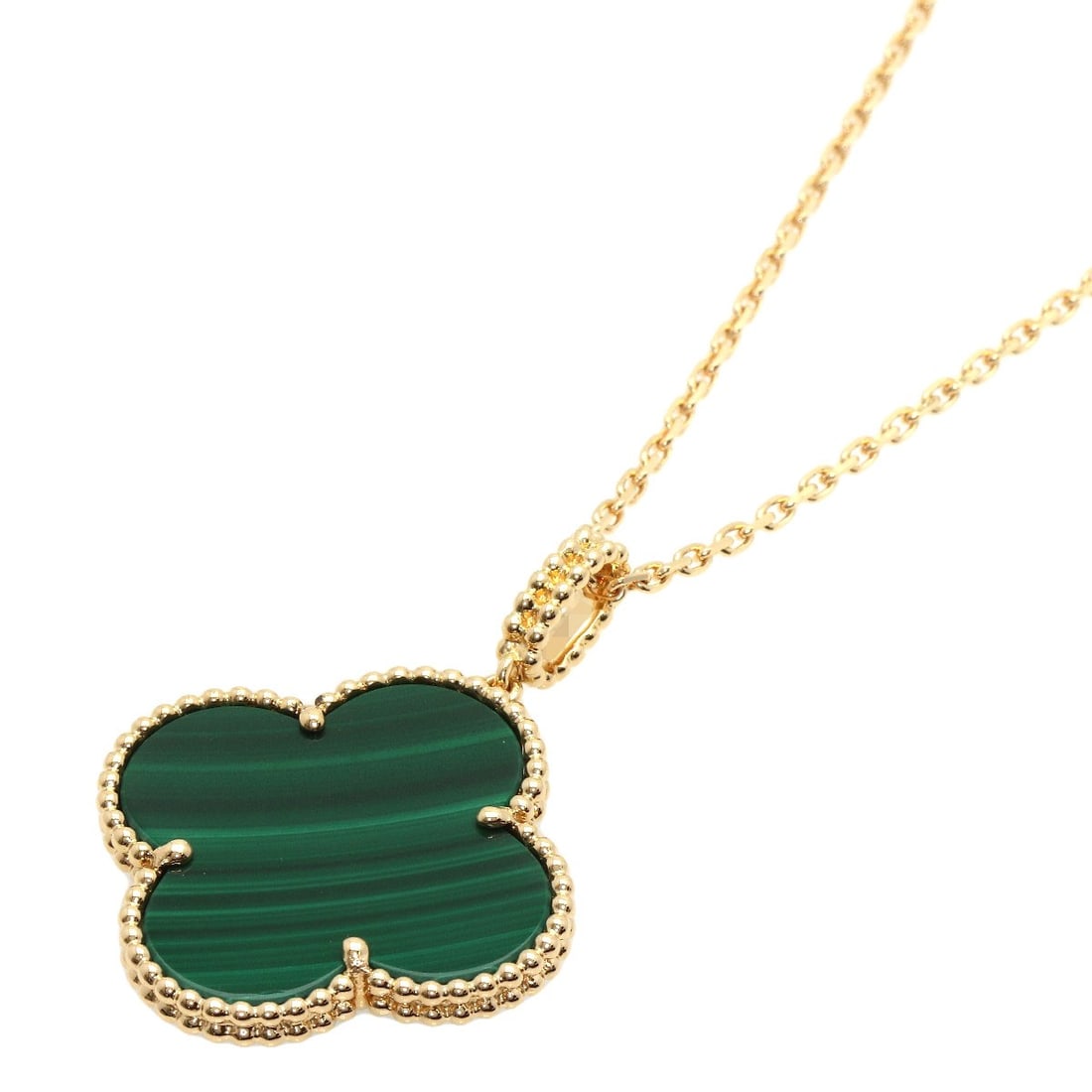 Van Cleef & Arpels Magic Alhambra Long Necklace 35.4" K18 Yellow Malachite: Van Cleef & Arpels Magic Alhambra Long Necklace 35.4" K18 Yellow Malachite The Van Cleef & Arpels Magic Alhambra long necklace is crafted from K18 yellow gold with malachite, measuring 35.4 inches in