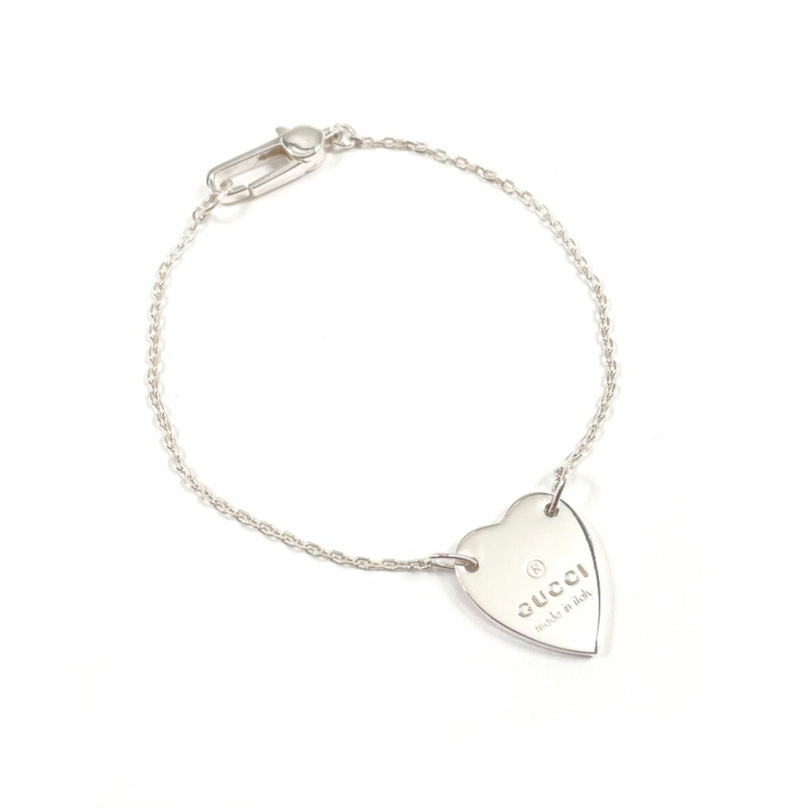 Silver 925 Gucci Charm Bracelet: Silver 925 Gucci Charm Bracelet Loose Tanzanite gemstone weighing 2.6ct, faceted with an intense blue color and IGI certification. Item Specifics: Brand: Gucci Type: Charm Bracelet Gender: Women Mater